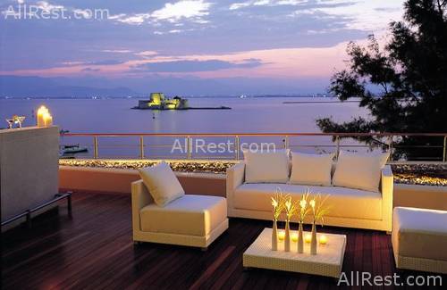 Amphitryon Hotel 24